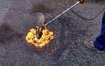 Brockamin flat roofing repairs